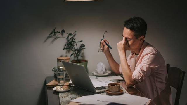 E keni mendjen vetëm tek faturat? Kujdes, po plakni zemrën tuaj!