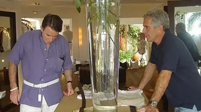 Lidhjet me Epstein, Mandelson jep dor&euml;heqjen nga Partia Laburiste!