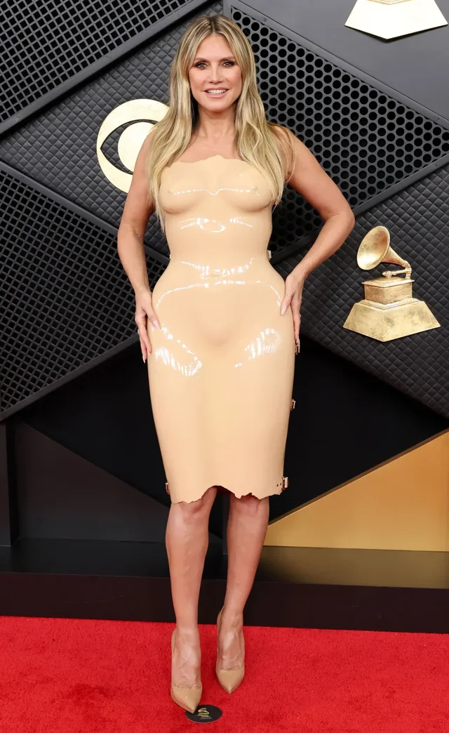 Yjet shkëlqejnë në tapetin e kuq të Grammy Awards 2026