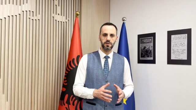 Lirohen 447 të burgosur, ulje dënimi për 853 të tjerë!