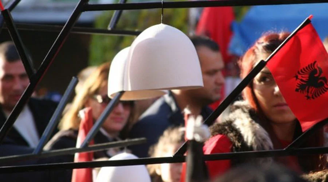 Peticion p&euml;r njohjen e plisit shqiptar nga UNESCO