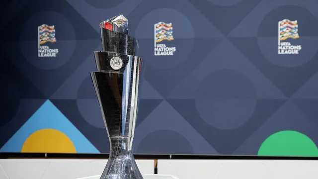 Liga e Kombeve/ Kuqezinjt&euml; m&euml;sojn&euml; kund&euml;rshtar&euml;t,