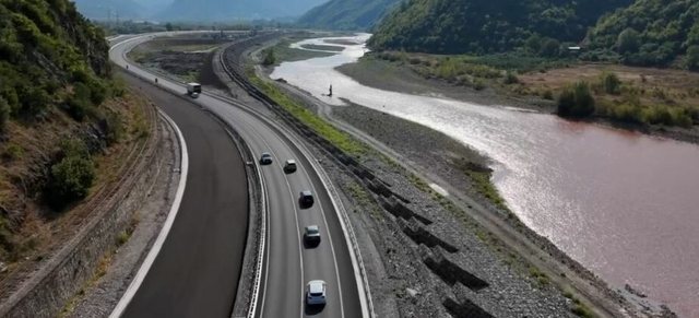 Korridori VIII, pjes&euml; e infrastruktur&euml;s kritike ushtarake t&euml;