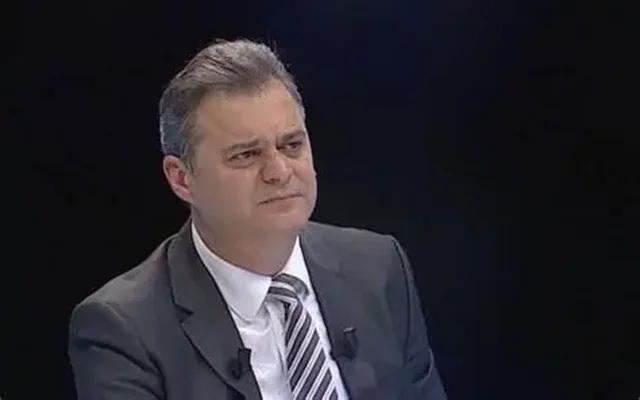 Libri &euml;sht&euml; problem komb&euml;tar, jemi n&euml; pandemin&euml; e