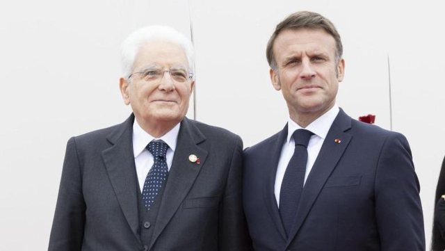 Macron dhe Matarella urojnë Kosovën për 18-vjetorin e