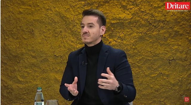 Nga student protestues, në Harvard! Historia e panjohur e Taulant