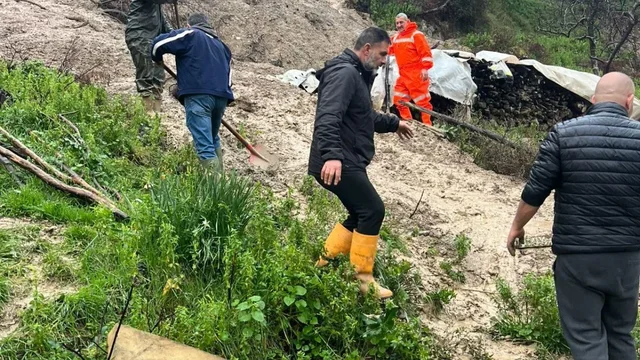 Moti i keq shkakton rr&euml;shqitje dheu n&euml; lagjen m&euml; t&euml;