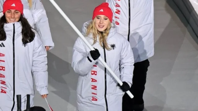 Nes&euml;r moment vendimtar p&euml;r Shqip&euml;rin&euml;. Lara Colturi nis e