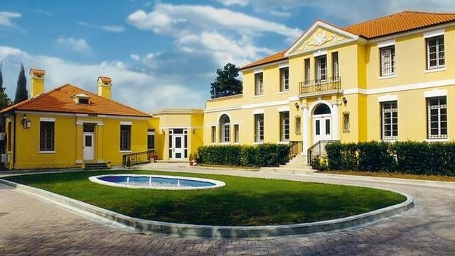 Ambasada e SHBA uron besimtar&euml;t mysliman&euml; p&euml;r muajin e Ramazanit!