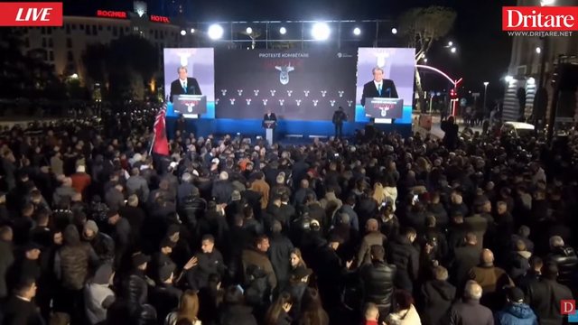 Berisha në protestë: 20 shkurti frymëzim, Rama i ka ditët e