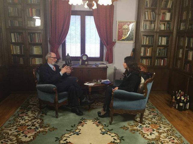 Bashkimi Komb&euml;tar sipas profesor Rexhep Qosjes