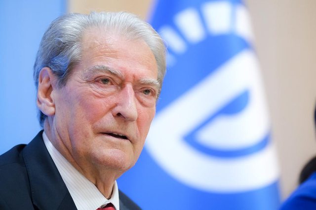 Sali Berisha p&euml;r Zv&euml;rnecin: Mb&euml;shtesim investimet e huaja!