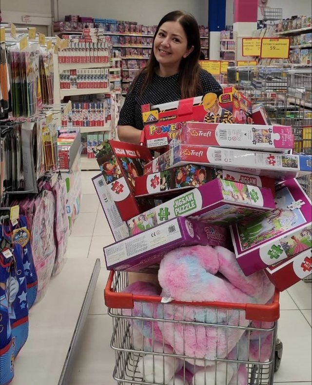 Fondacioni &ldquo;Mirash Ivanaj&rdquo; dhe m&euml;suese Belinda surprizojn&euml;