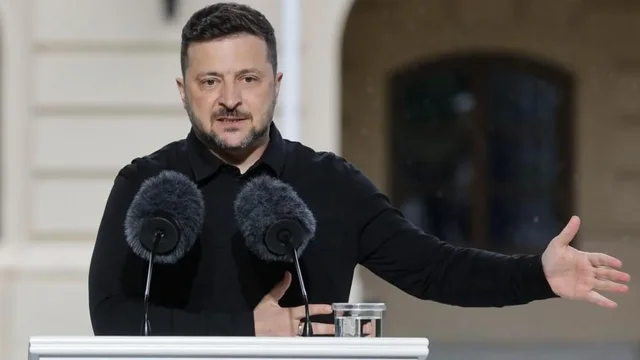 Zelensky let&euml;r Putinit: T&euml; flasim ball&euml; p&euml;r ball&euml;! Si
