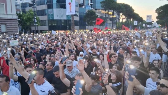 Sot protesta e 6-t&euml; p&euml;r Zv&euml;rnecin