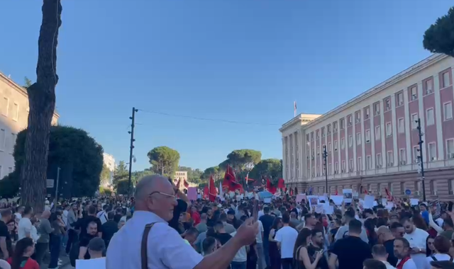 Sot protesta e 6-t&euml; p&euml;r Zv&euml;rnecin
