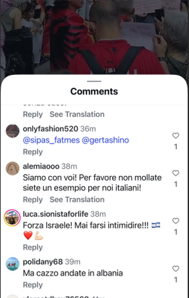 Italianët protestuesve shqiptarë: Ikni dhe protestoni në