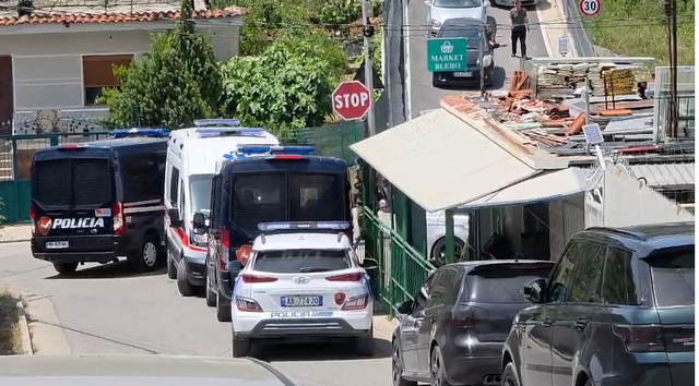 Vrasje në Kamëz, 27-vjeçari humb jetën pas të