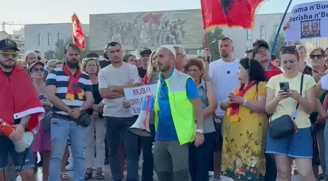 Organizatori i protest&euml;s p&euml;r Zv&euml;rnecin: Kini durim, kjo