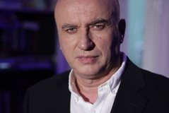 Mos i k&euml;shilloni  ata q&euml; kan&euml; dal&euml; n&euml; protest&euml;