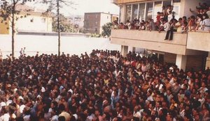 2 korrik 1990, dita kur u shp&euml;rthyen ambasadat dhe shqiptar&euml;t