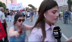 AGSH: D&euml;nojm&euml; me forc&euml; sulmin fizik ndaj gazetares n&euml;