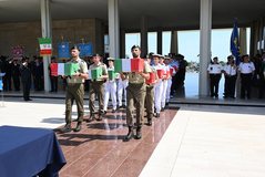 Pas 80 vjet&euml;sh, Italia riatdheson nga Shqip&euml;ria eshtrat e 27