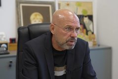 Ylli Manjani: Rama pas revolucionit flamingo