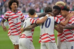 SHBA e nis me spektak&euml;l Bot&euml;rorin, 4-1 ndaj Paraguait!
