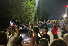 Bllokuan rrug&euml;n drejt Rinasit, Policia procedon 19 protestues