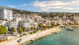 Yahoo Travel: Ky qytet shqiptar, &euml;sht&euml; surpriza turistike e