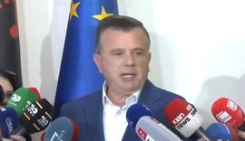 Balla p&euml;r Ko&ccedil;ekun:  T&euml; dor&euml;zoj&euml; mandatin i