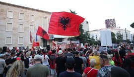 Grupi koordinues i protest&euml;s i shkruan ambasadave!