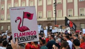 Rama p&euml;r protest&euml;n: Sharjet dhe k&euml;rc&euml;nimet nuk jan&euml;