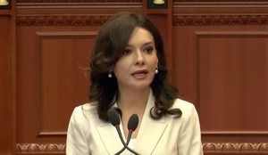 Spiropali: Un&euml; jam dhe do t&euml; jem n&euml; PS, kush i ka b&euml;r&euml;