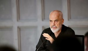 Protesta! Rama: Kam nj&euml; kontrat&euml; me shqiptar&euml;t q&euml; m&euml;