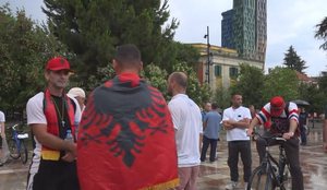 25 dit&euml; protest&euml;, qytetar&euml;t marshojn&euml; drejt