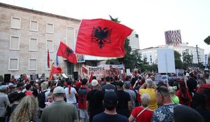 Grupi koordinues i protest&euml;s i shkruan ambasadave!