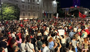 Protesta si pasqyr&euml; e demokracis&euml; shqiptare!