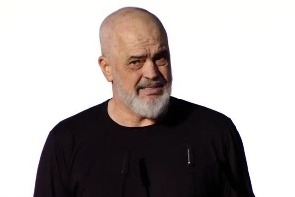 Rama ftes&euml; protestuesve: Po manipuloheni. Ejani shihni faktet p&euml;r