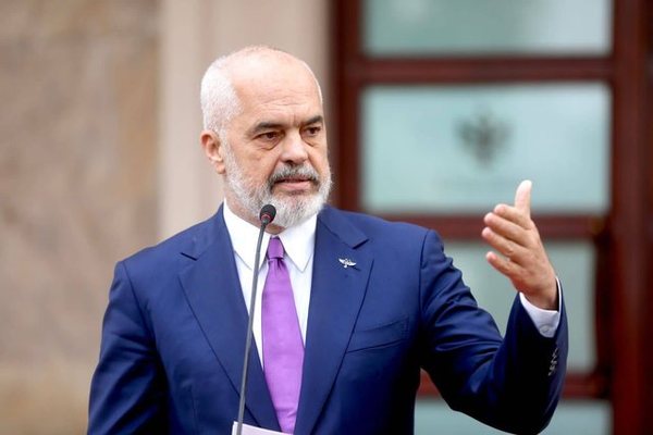 Qytetari i d&euml;rgon mesazhet e organizator&euml;ve Edi Ram&euml;s: Mos e jep