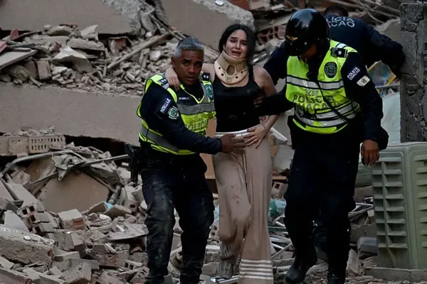 T&euml;rmete t&euml; fuqishme godasin Venezuel&euml;n, dhjet&euml;ra viktima dhe