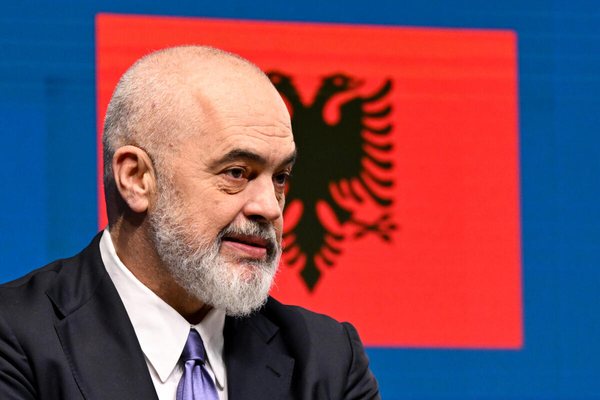 La Discussione: Zv&euml;rneci kund&euml;r Ram&euml;s, sfida p&euml;r njeriun