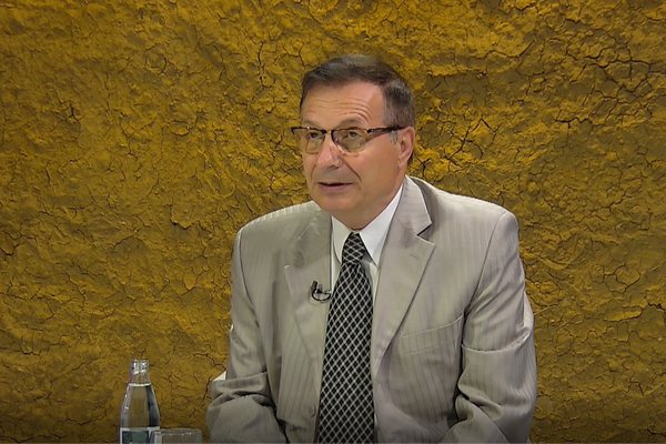 Sokol Gjoka: Protestat sensibilizojn&euml;, por nuk sjellin ndryshim politik