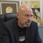 "Shqip&euml;ria e Re" me Kushtetut&euml;n e Vjet&euml;r