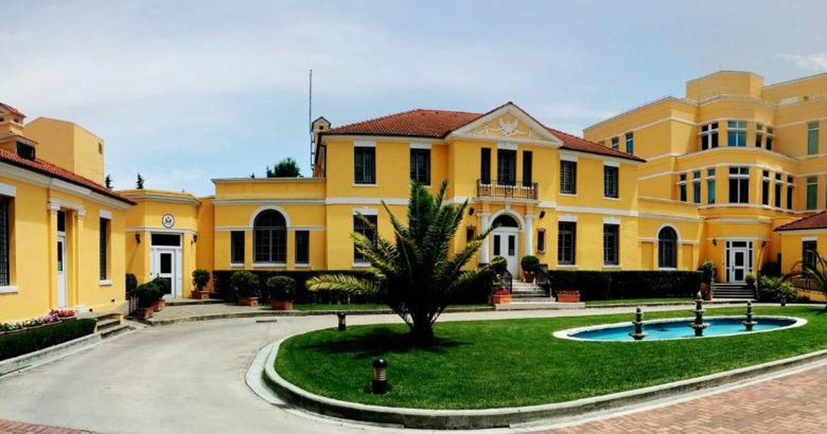 SHBA paralajmëron prindërit shqiptarë  Lindja me vizë turistike mund t ju kushtojë rinovimin e vizës 