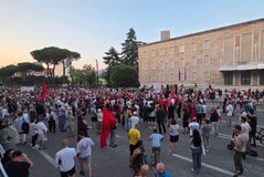 Nis protesta e 37-t&euml; para Kryeministris&euml;