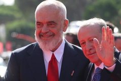 Rama niset drejt Turqis&euml;, merr pjes&euml; n&euml; Samitin dyditor t&euml;