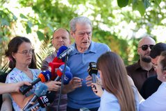 Berisha: Thirrjet kund&euml;r meje n&euml; protest&euml; jan&euml; z&euml;rat e