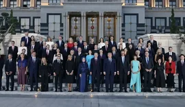 Fotografia familjare/ Erdoğan pret lider&euml;t e NATO-s n&euml; Ankara